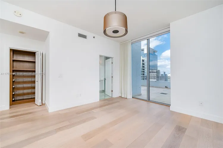 Avenue 1060 Brickell #4203 image #24