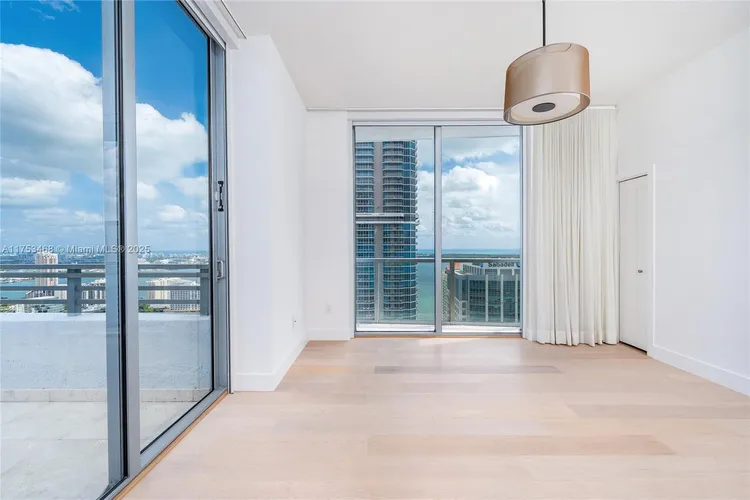 Avenue 1060 Brickell #4203 image #25