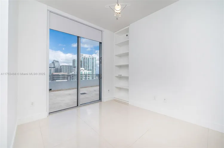 Avenue 1060 Brickell #4203 image #34