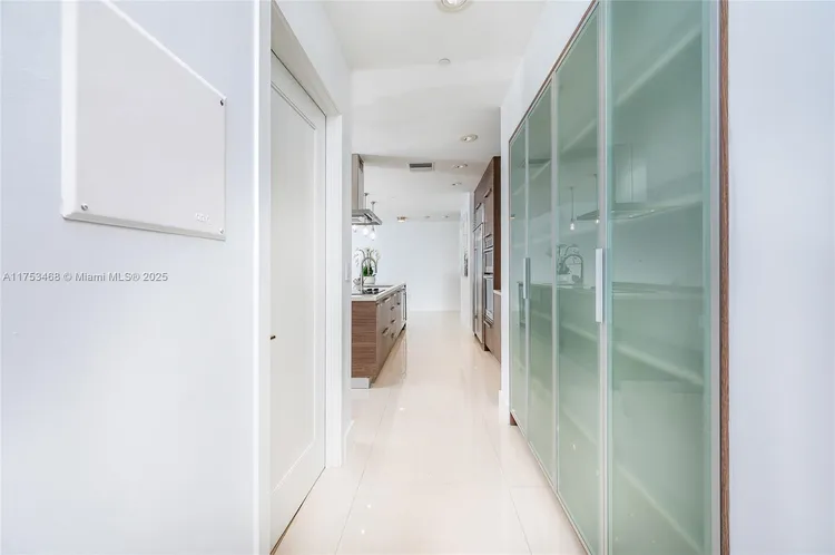 Avenue 1060 Brickell #4203 image #39