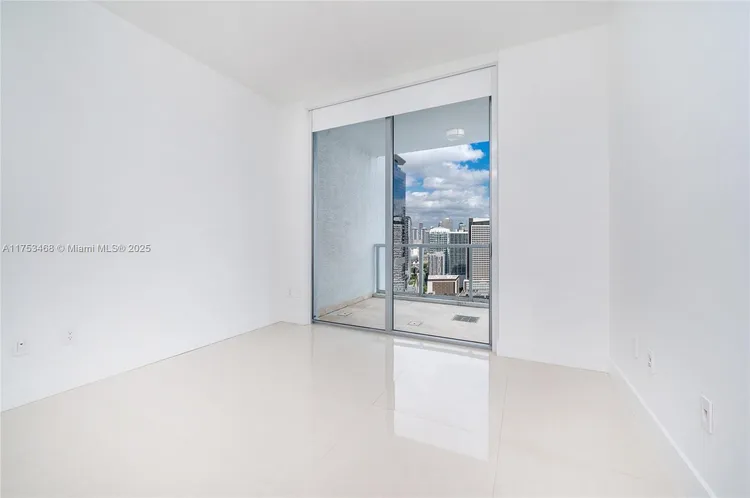 Avenue 1060 Brickell #4203 image #44