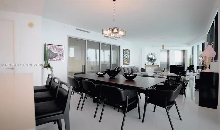 Porsche Design Tower #3601 image #7