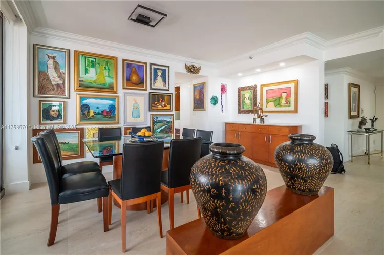 Villa Regina Condo #PH-105 image #12