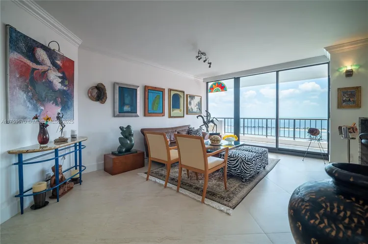 Villa Regina Condo #PH-105 image #15