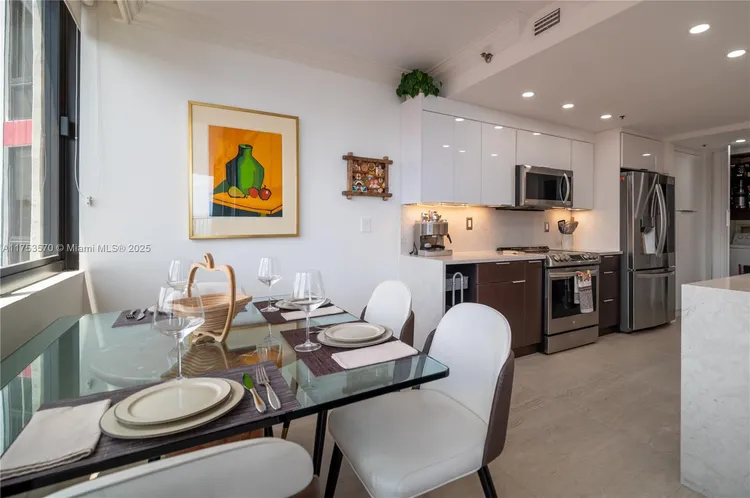 Villa Regina Condo #PH-105 image #22