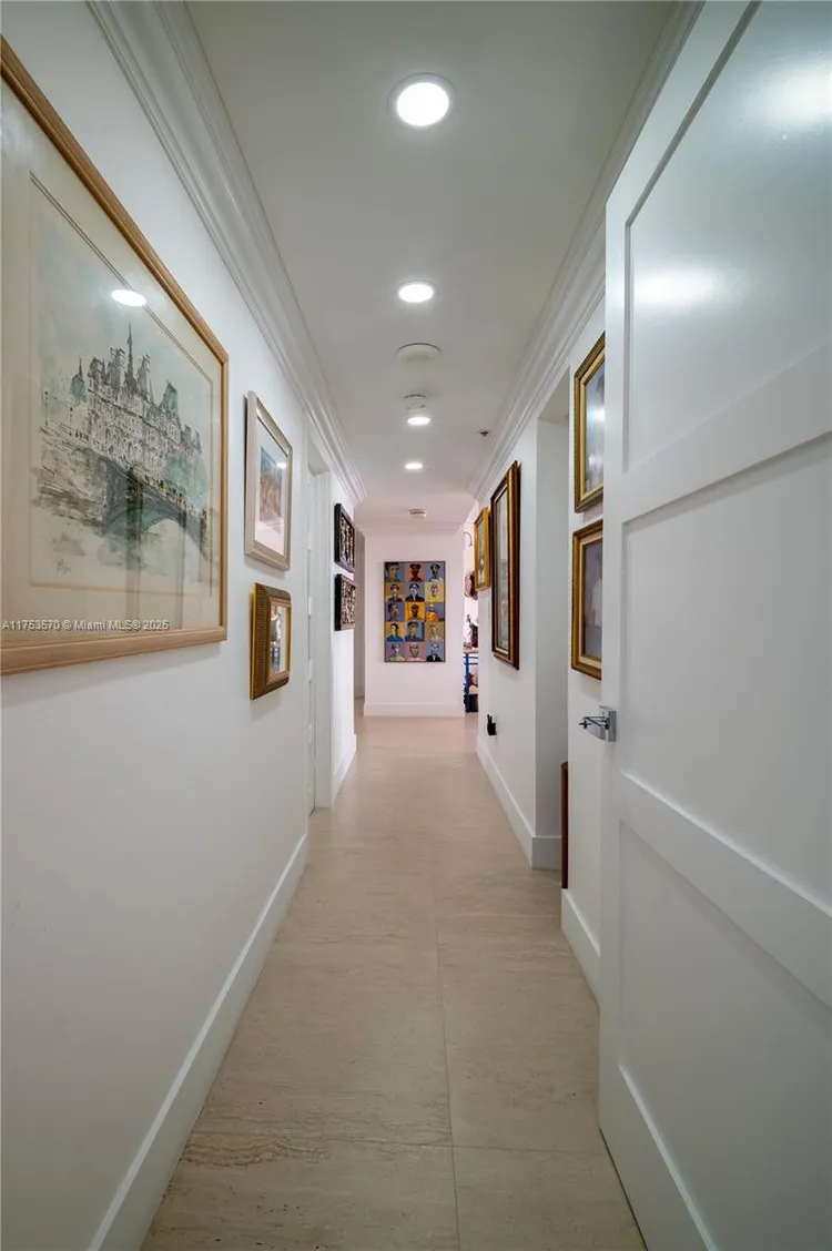 Villa Regina Condo #PH-105 image #33