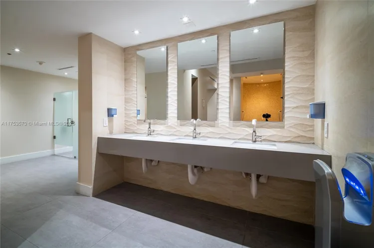 Villa Regina Condo #PH-105 image #47