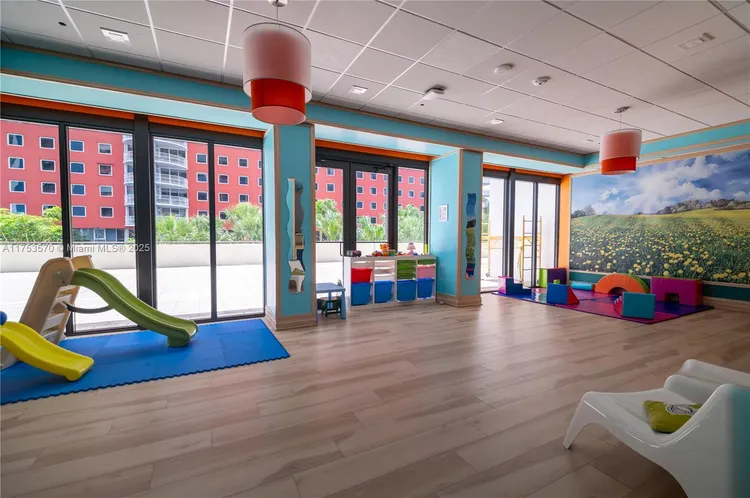Villa Regina Condo #PH-105 image #56