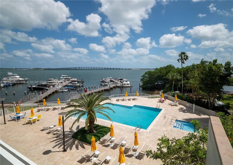 Villa Regina Condo #PH-105 image #59