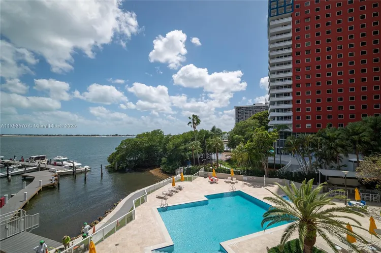 Villa Regina Condo #PH-105 image #60