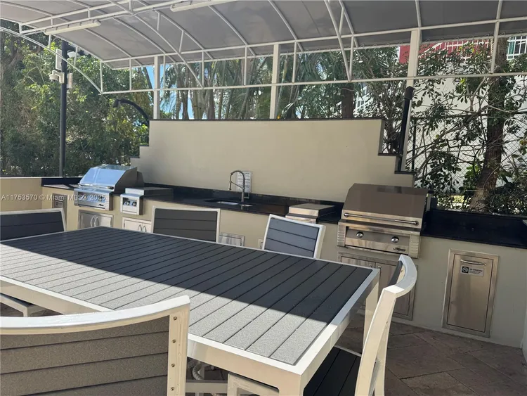 Villa Regina Condo #PH-105 image #61