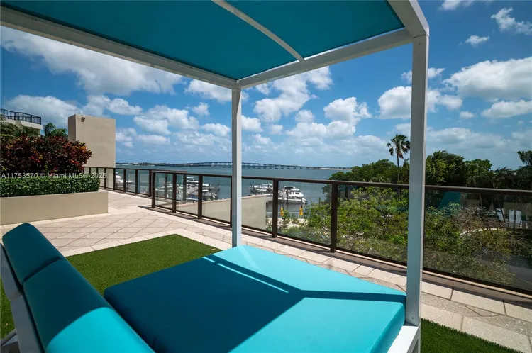 Villa Regina Condo #PH-105 image #65