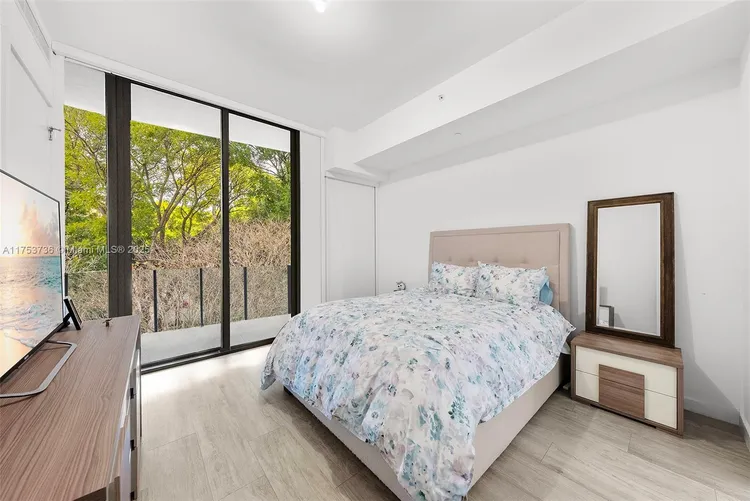 Park Grove Club Residences #506 image #14