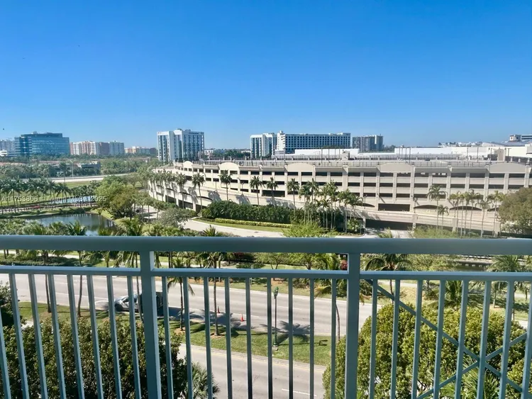 Turnberry on the Green #709 image #12