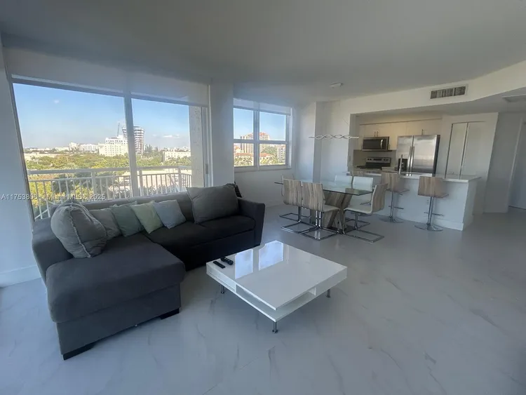 Turnberry on the Green #709 image #6