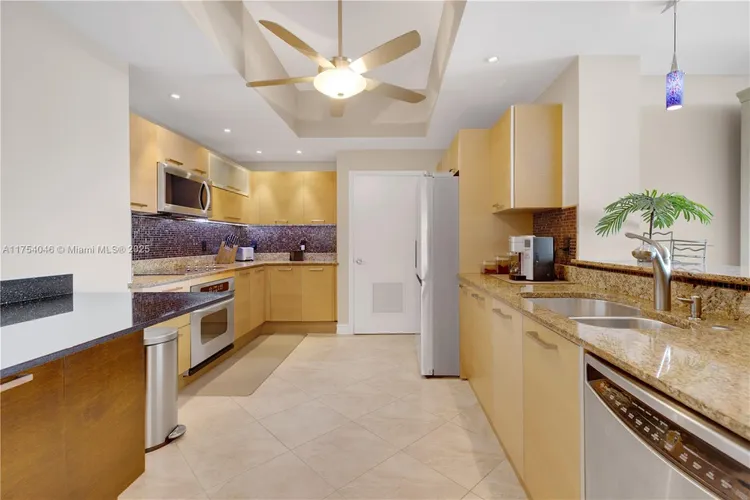 Aventura Marina II #2915 image #11