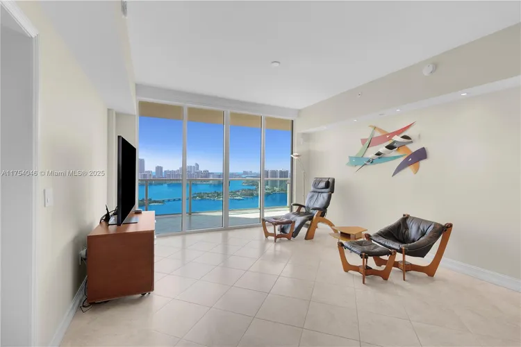 Aventura Marina II #2915 image #8