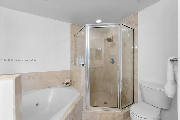 360 Condo #818 image #20