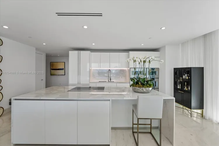 Oceana Bal Harbour #511 image #6