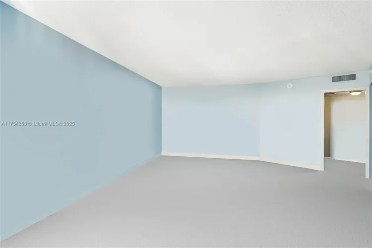 Towers of Key Biscayne #F903 image #25