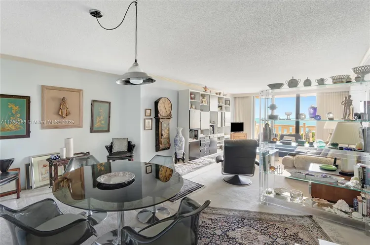 Towers of Key Biscayne #F903 image #7