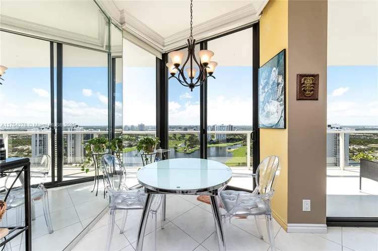 Hamptons West #PH3 image #12