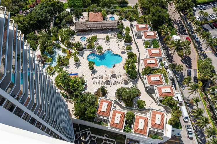 Hamptons West #PH3 image #23