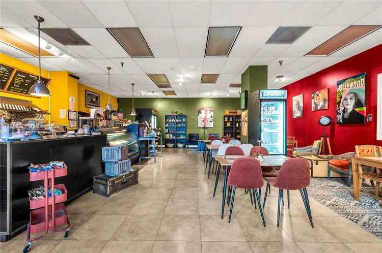 Hamptons West #PH3 image #32