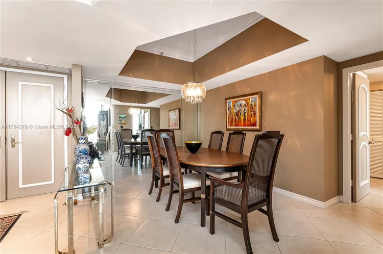 Hamptons West #PH3 image #6