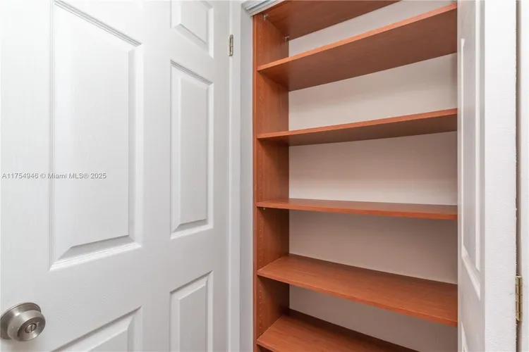 Commodore Plaza - Century #1810 image #57