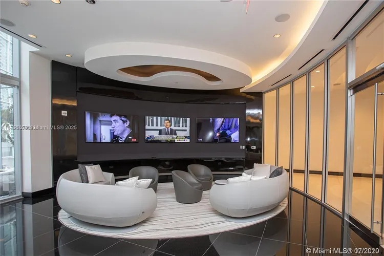 Paramount Miami Worldcenter #2305 image #12