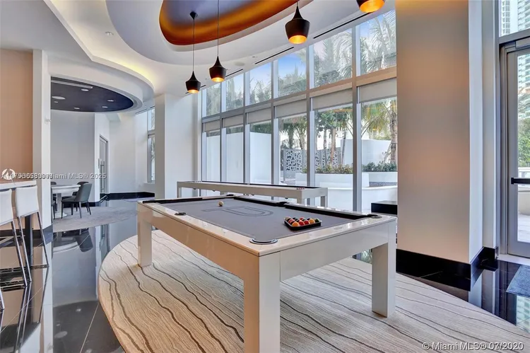 Paramount Miami Worldcenter #2305 image #22