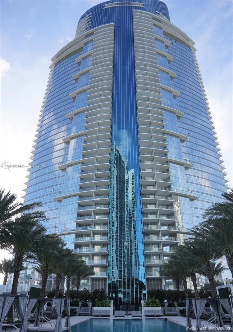 Paramount Miami Worldcenter #2305 image #27
