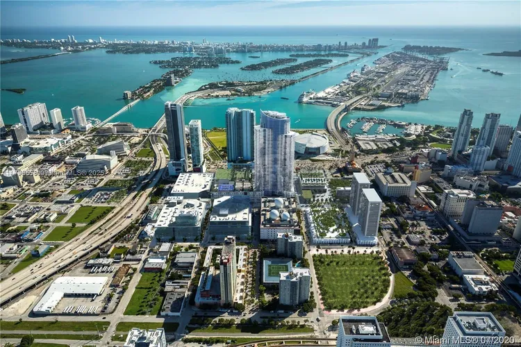 Paramount Miami Worldcenter #2305 image #29