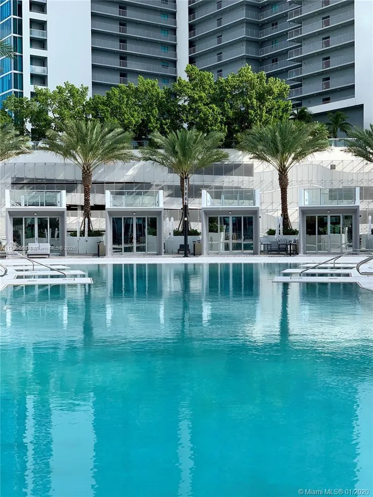 Paramount Miami Worldcenter #2305 image #37