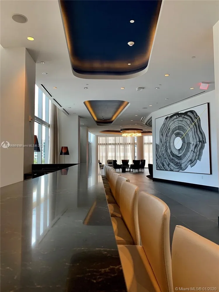 Paramount Miami Worldcenter #2305 image #42