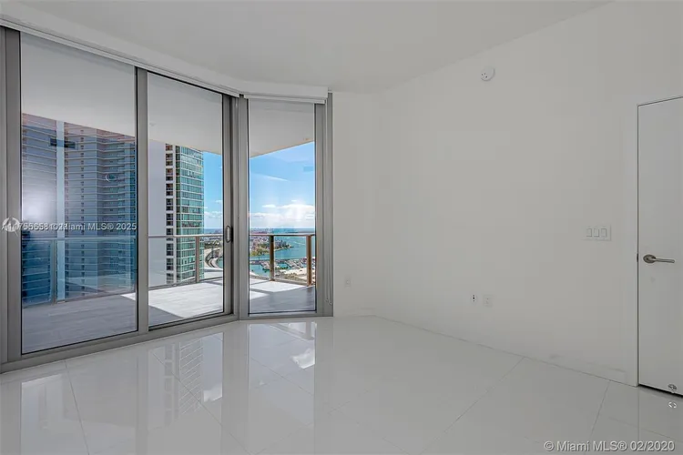 Paramount Miami Worldcenter #2305 image #66