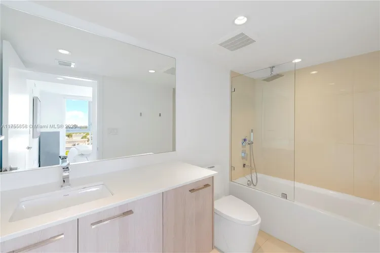 The Palms Residences #807 image #16
