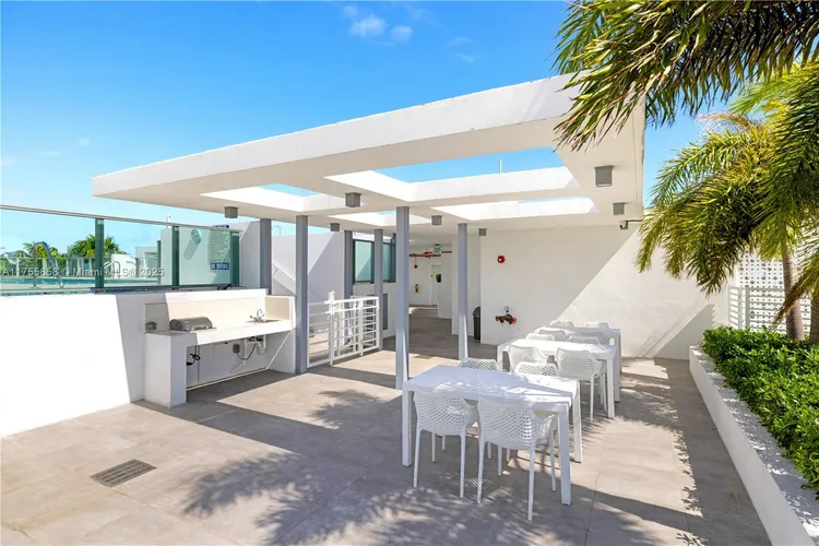 The Palms Residences #807 image #22