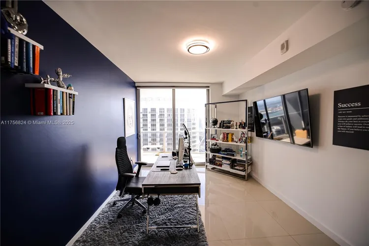 Aria on the Bay #5000 image #25