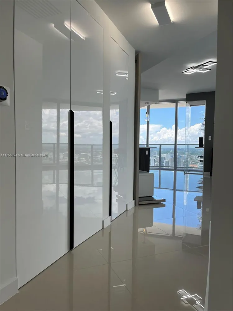 Aria on the Bay #5000 image #36