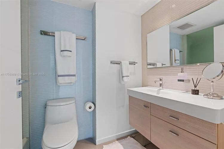 Jade Brickell #4211 image #37