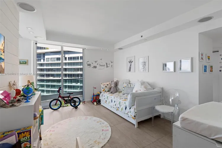 Jade Brickell #4211 image #38