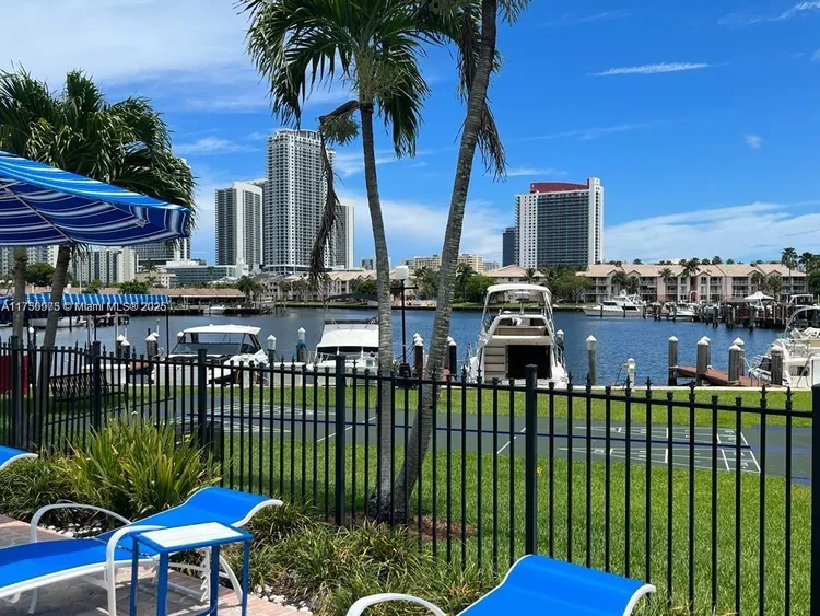 Olympus Towers and Marina #1915 image #31