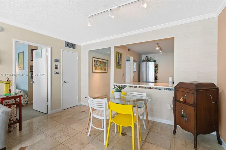 Bayview Terrace #904 image #12
