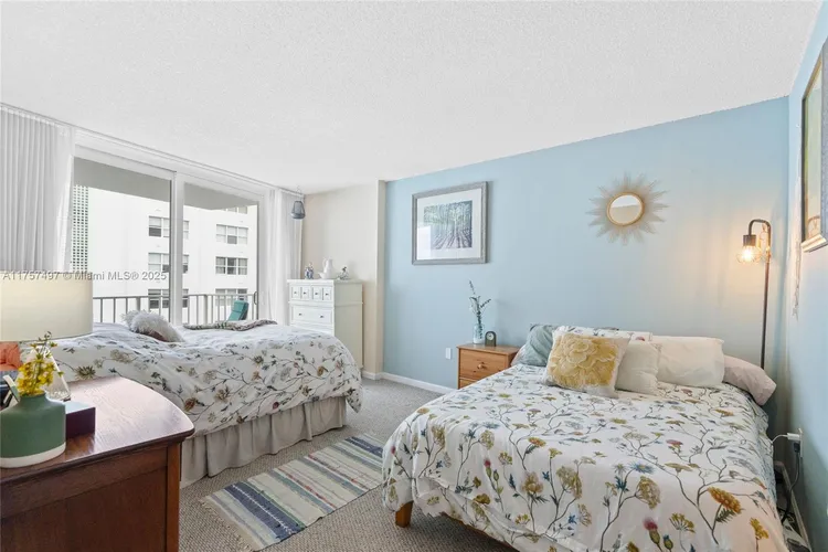 Bayview Terrace #904 image #17