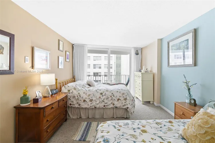 Bayview Terrace #904 image #18