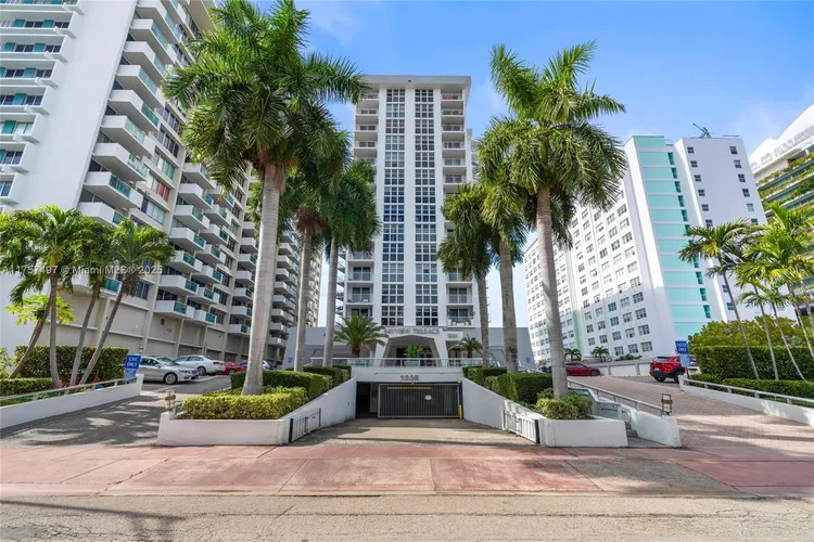 Bayview Terrace #904 image #30