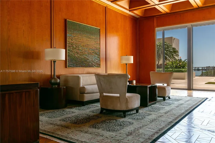 Villa Regina Condo #1705 image #31