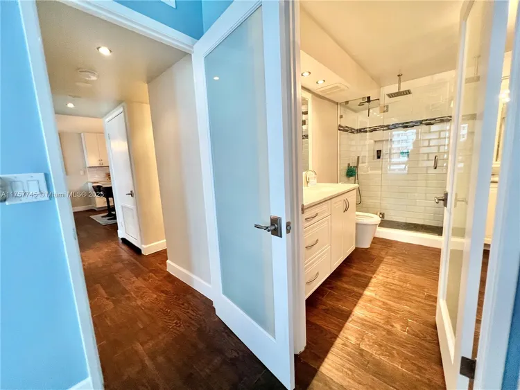 The Charter Club #307 image #11